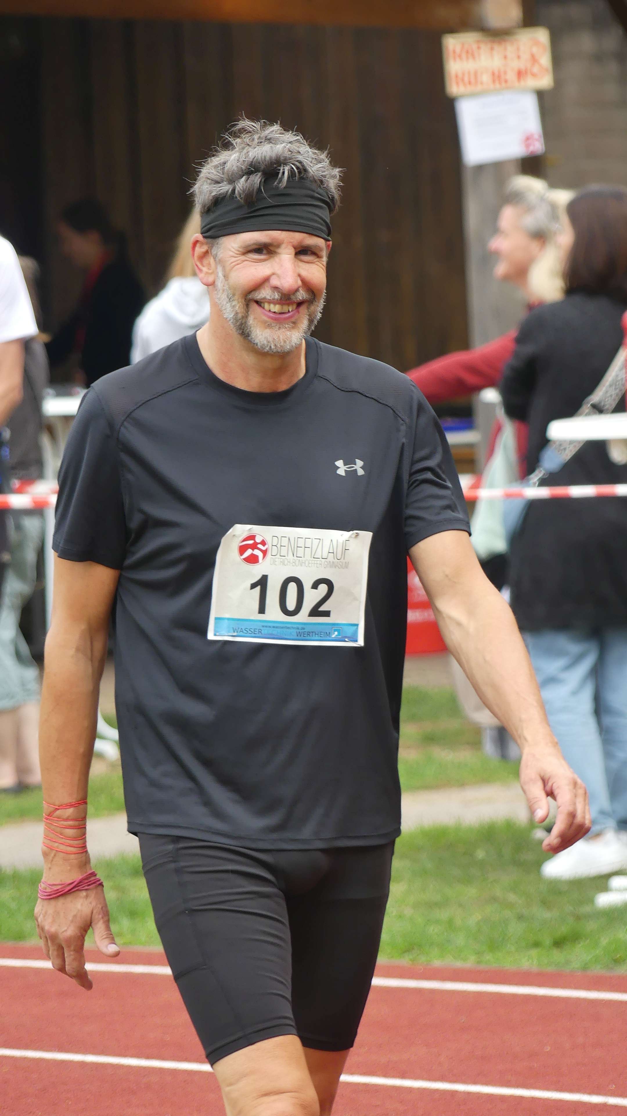 Bild vom 15. Benefizlauf im Jahr 2025. Dies ist das 202. Bild.